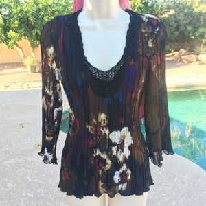 Albert Makali Floral Crinkle Shirt Beaded Crochet 3/4 Sleeve Blouse Top